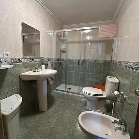 Casa Gueelu דירה ארנאס דה קבראלס
